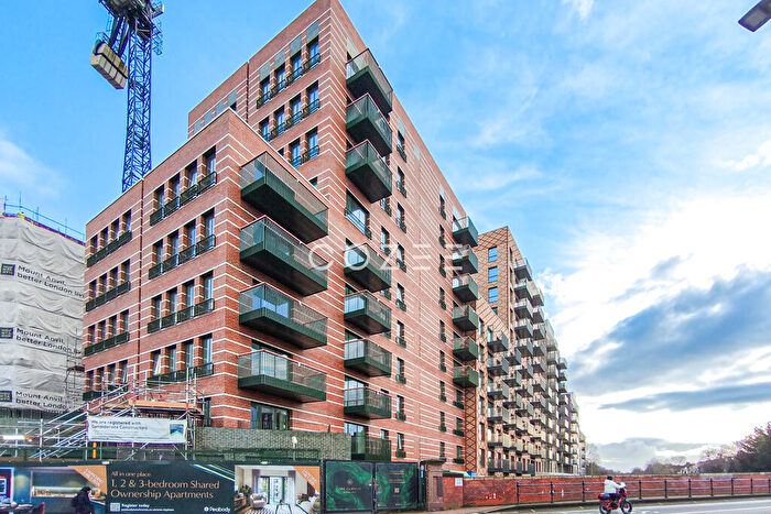 2 Bedroom Flat To Rent In One Clapham Junction, SW11