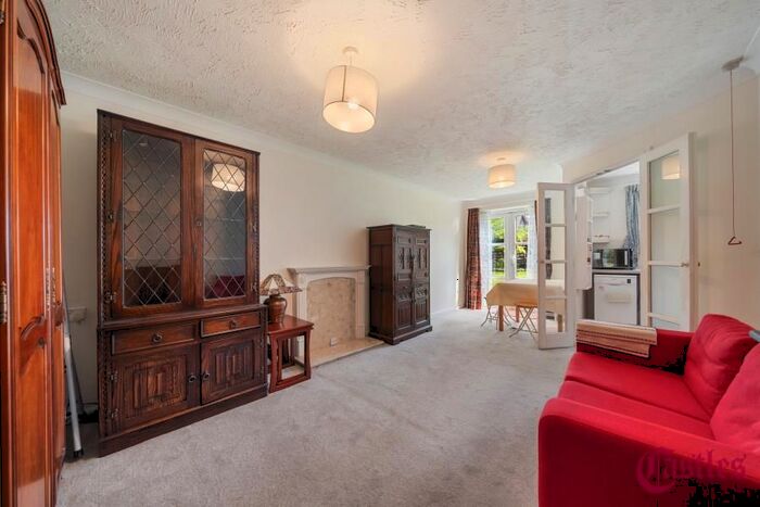 1 Bedroom Flat To Rent In Bishops View Court, Muswell Hill, N10