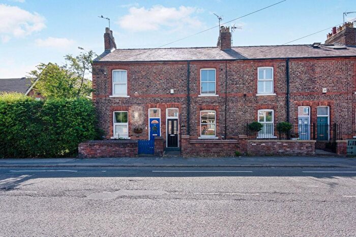 2 Bedroom Terraced House For Sale In Huntington Road, York, YO31