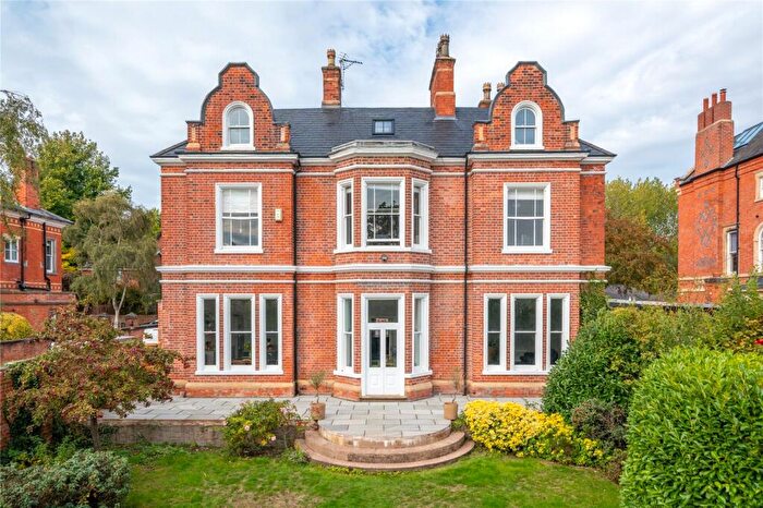 6 Bedroom Link Detached House For Sale In Lenton Road, The Park, Nottingham, Nottinghamshire, NG7