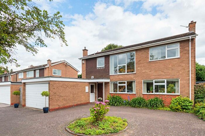 4 Bedroom Detached House To Rent In Barcheston Road, Knowle, B93