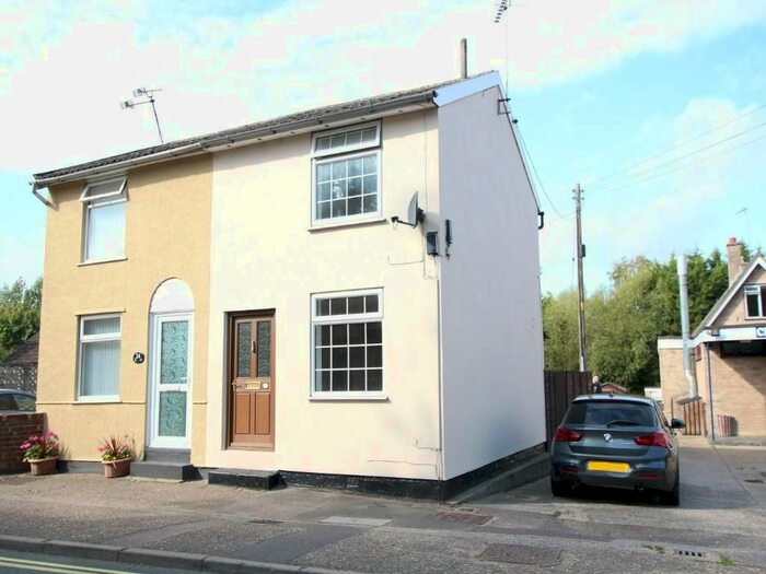 3 Bedroom Semi-Detached House To Rent In Ipswich Road, Claydon, Ipswich, IP6