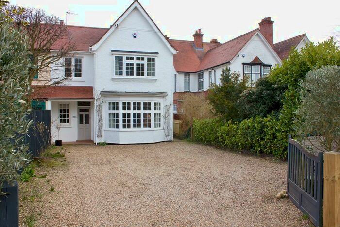 4 Bedroom Semi-Detached House To Rent In Unthank Road, Norwich, NR4