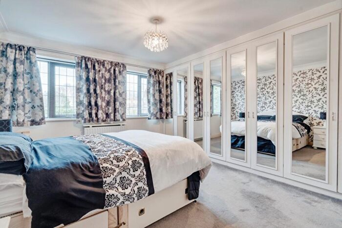 4 Bedroom Detached House For Sale In Bank Side, Westhoughton, Bolton, Greater Manchester, BL5