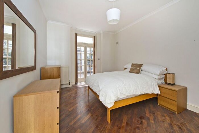 1 Bedroom Flat To Rent In Linden Gardens, London, W2