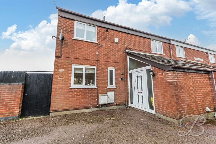3 Bedroom Semi Detached House For Sale In Tattershall Walk, Mansfield Woodhouse, Mansfield, NG19