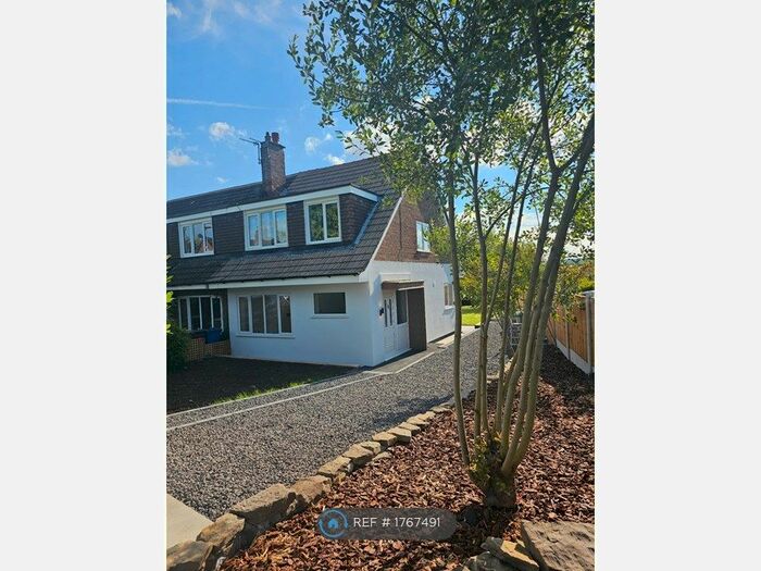 3 Bedroom Semi-Detached House To Rent In Hullet Close, Wigan, WN6