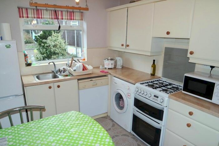 3 Bedroom Semi-Detached House To Rent In Anderson Crescent, Beeston, NG9