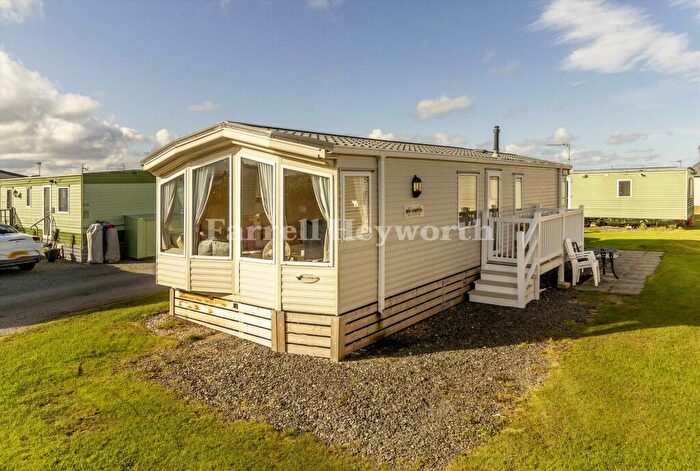 2 Bedroom Property For Sale In Moneyclose Lane, Heysham, Morecambe, LA3