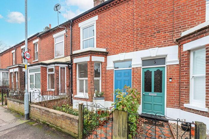 3 Bedroom Terraced House For Sale In Rosebery Road, Norwich, NR3