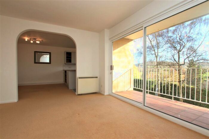 2 Bedroom Flat To Rent In London Road West, Bath, BA1