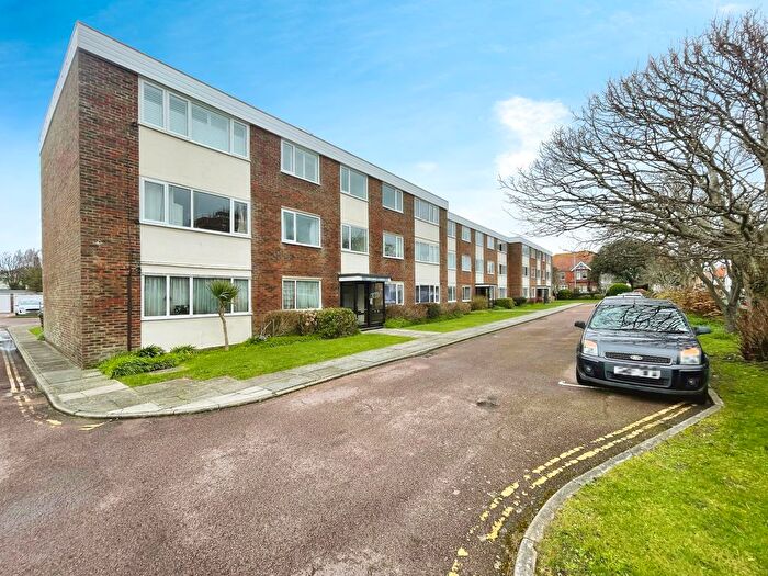 2 Bedroom Flat To Rent In Bath Road, Worthing, BN11