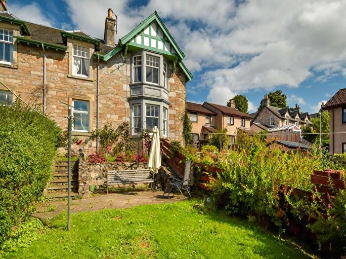2 Bedroom Flat To Rent In Murray Place, Pitlochry, Perthshire, PH16