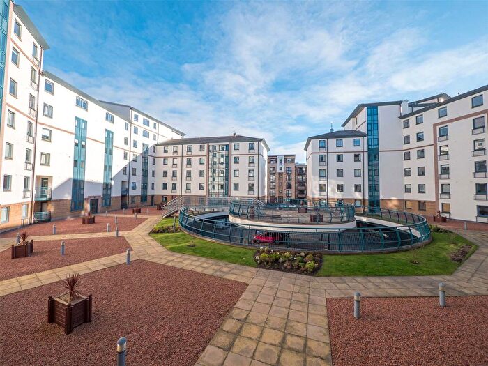 2 Bedroom Flat To Rent In Ocean Drive, Edinburgh, EH6