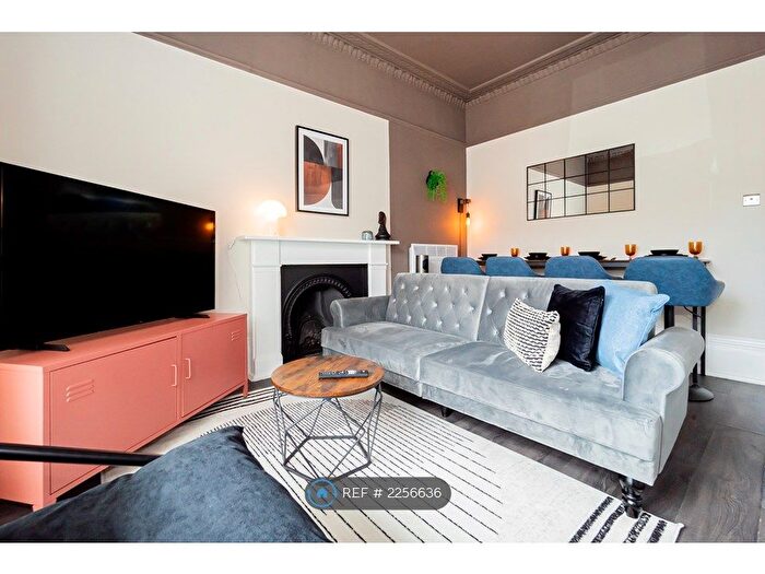 2 Bedroom Flat To Rent In Clarendon Road, Southsea, PO4