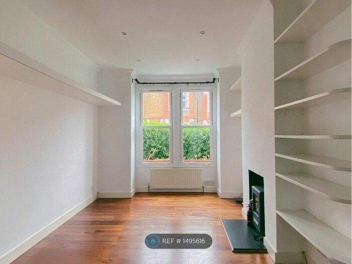 3 Bedroom Terraced House To Rent In Strathleven Road, London, SW2