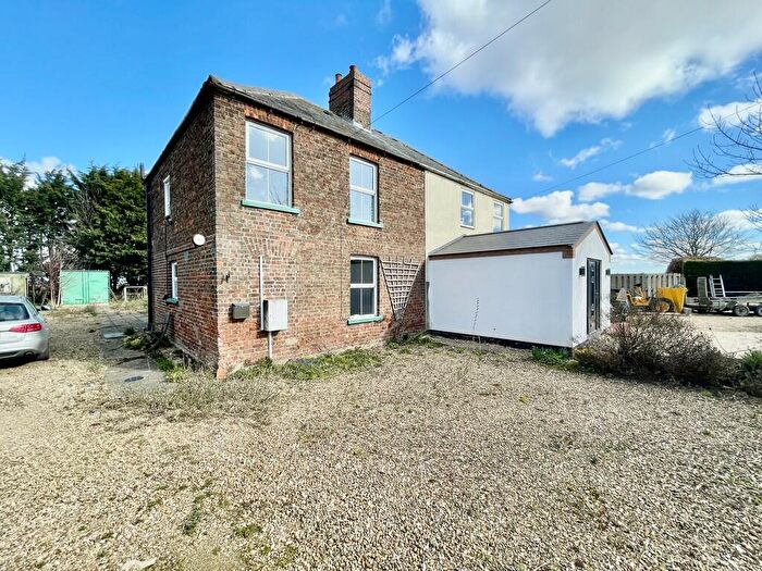 3 Bedroom Semi-Detached House For Sale In Starlode Drove, West Pinchbeck, Spalding, PE11