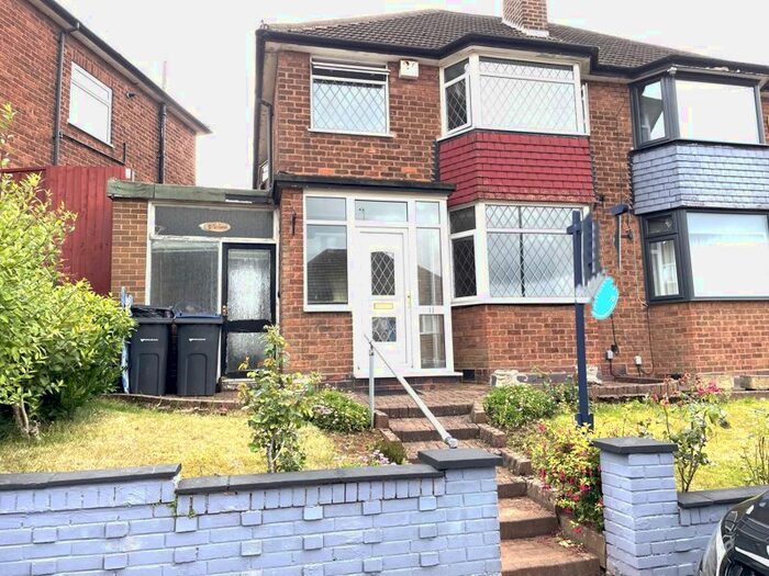 3 Bedroom Semi-Detached House To Rent In Three Bedroom House, Sandwood Drive, Birmingham, B44