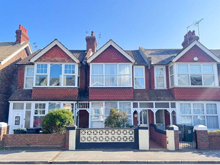 4 Bedroom Terraced House For Sale In Whitley Road, Eastbourne, BN22