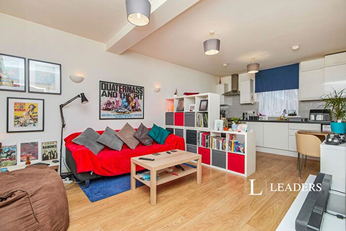 1 Bedroom Flat To Rent In Market Place, Heanor, DE75