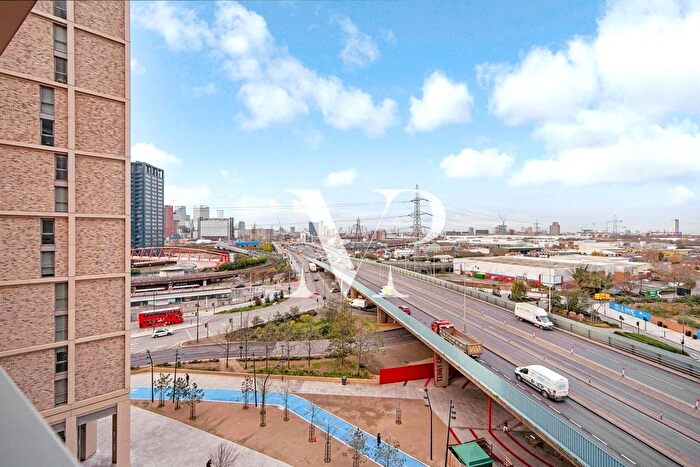 2 Bedroom Flat To Rent In Canning Town, Discovery Tower, London, E16