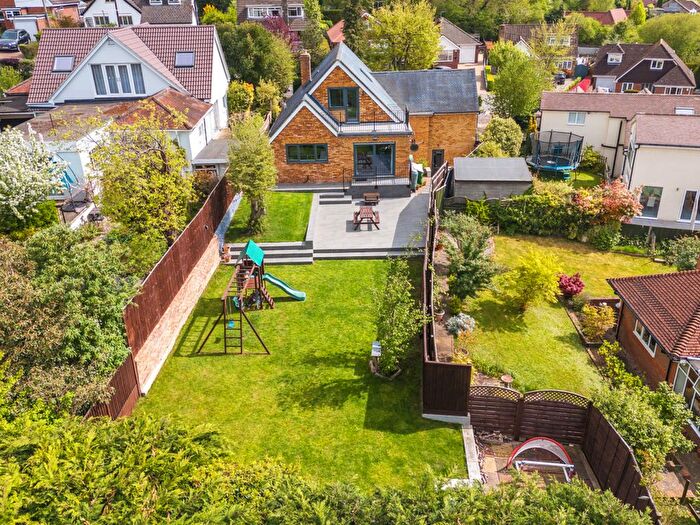 4 Bedroom Detached House For Sale In New Road, Marlow Bottom, SL7