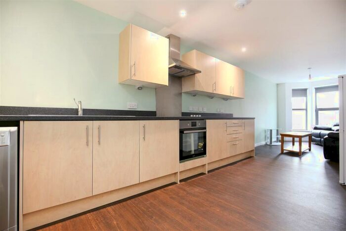 2 Bedroom Apartment To Rent In - Warton Terrace, Heaton, Newcastle Upon Tyne, NE6