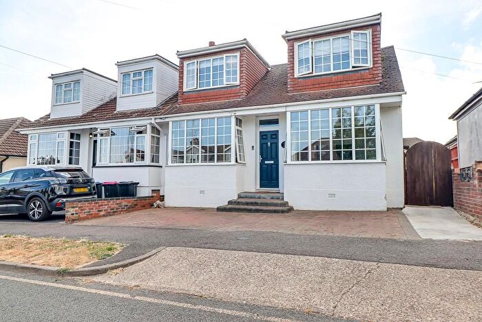 4 Bedroom Semi-Detached House For Sale In Benvenue Avenue, Leigh-On-Sea, SS9