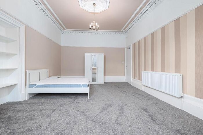 5 Bedroom Flat To Rent In Cecil Street, Hillhead, Glasgow, G12
