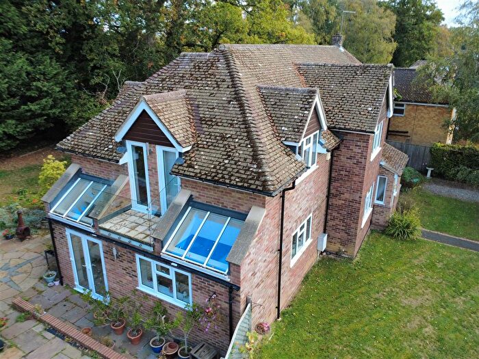 4 Bedroom Detached House For Sale In Conifer Crest, Wash Common, RG14