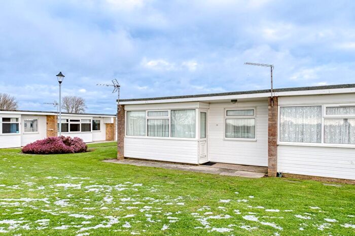 2 Bedroom Chalet For Sale In California Road, California, NR29