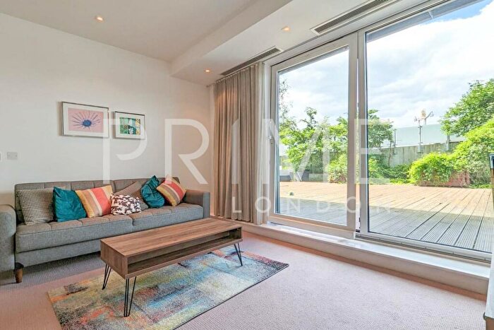 2 Bedroom Apartment To Rent In Centurion Building, Queenstown Road, London, SW11