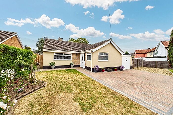 4 Bedroom Detached Bungalow For Sale In Quidenham Road, East Harling, NR16
