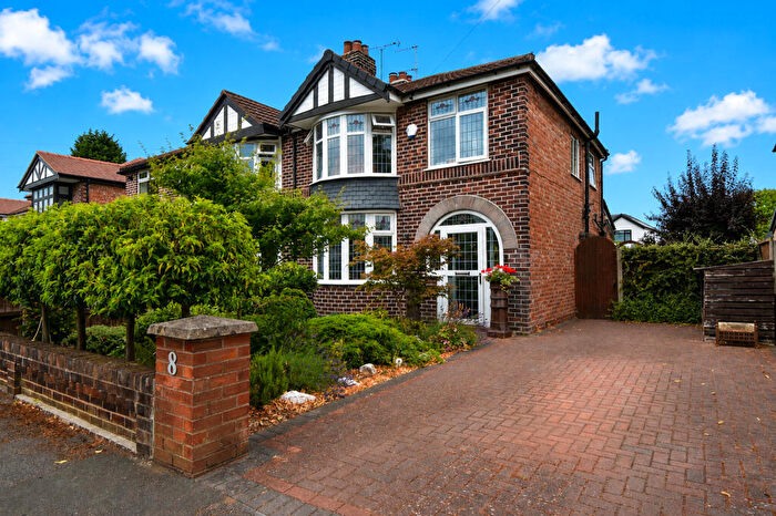 3 Bedroom Semi-Detached House For Sale In Elton Road, Sale, M33