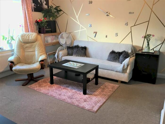 1 Bedroom Flat To Rent In Didcot, Oxfordshire, OX11