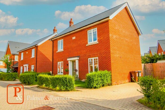 3 Bedroom Detached House To Rent In Cansend Road, Colchester, Essex CO4