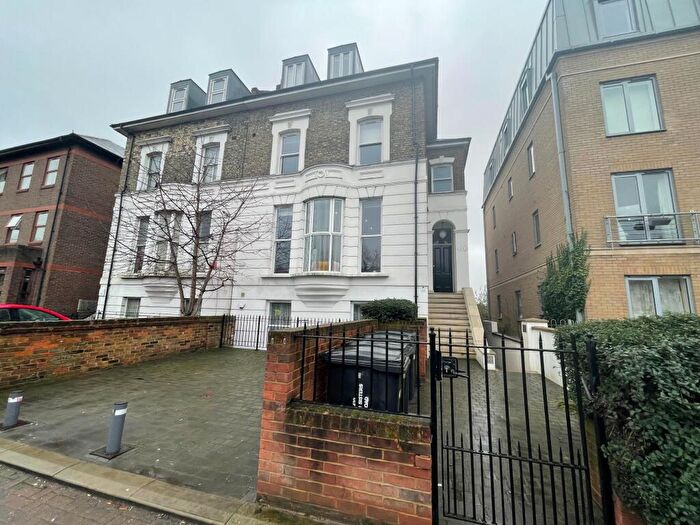 1 Bedroom Apartment To Rent In Seven Sisters Road, London, N4