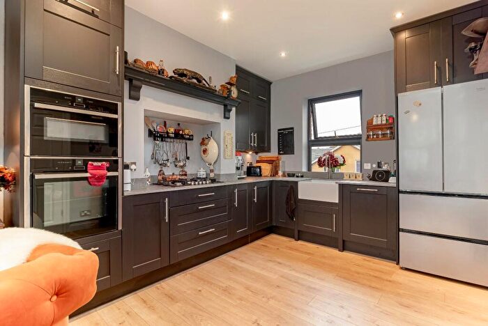 3 Bedroom House For Sale In Cheltenham Mount, Harrogate, HG1