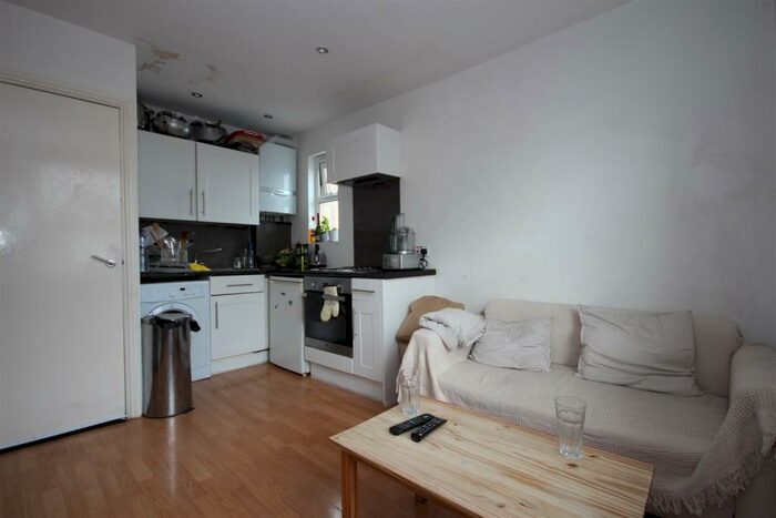 1 Bedroom Apartment To Rent In Manor Park Road, Harlesden, NW10
