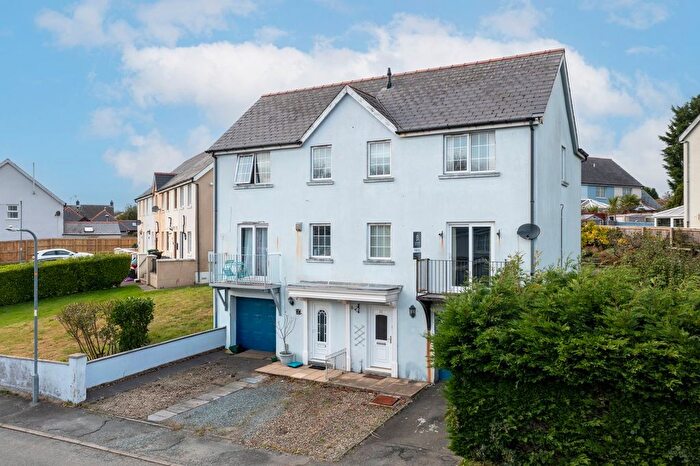 3 Bedroom Town House For Sale In Brookside Avenue, Johnston, SA62