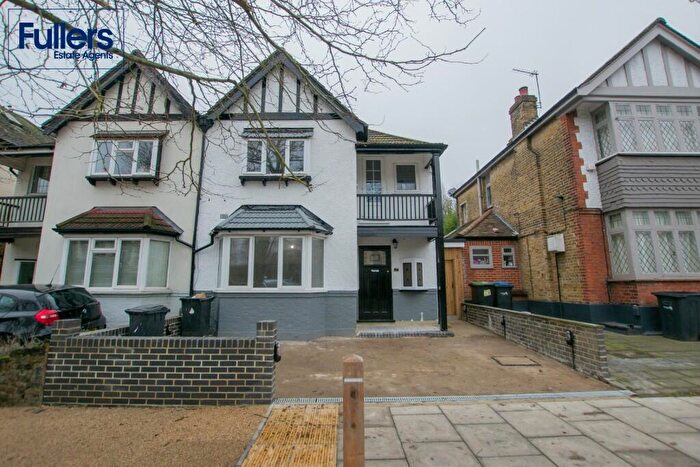 3 Bedroom Semi-Detached House To Rent In Cecil Road, London, EN2