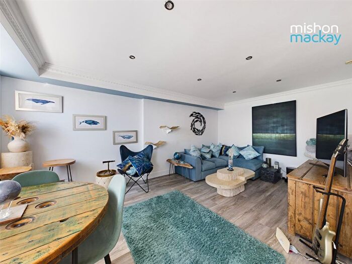 2 Bedroom Flat To Rent In Chichester Terrace, Brighton, East Sussex, BN2