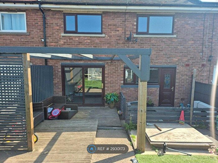 3 Bedroom Terraced House To Rent In Highthorn Road, Kilnhurst, Mexborough, S64