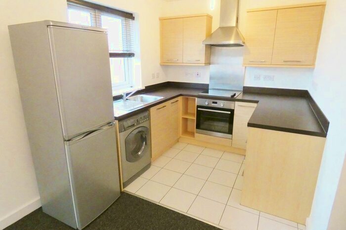2 Bedroom Flat To Rent In Ashton Bank Way, Ashton-On-Ribble, Preston PR2