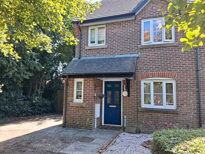3 Bedroom Semi-Detached House To Rent In Webster Way, Hawkinge, Kent, CT18