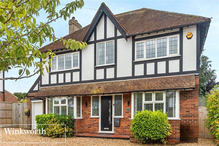 4 Bedroom Detached House To Rent In Cissbury Avenue, Worthing, West Sussex, BN14