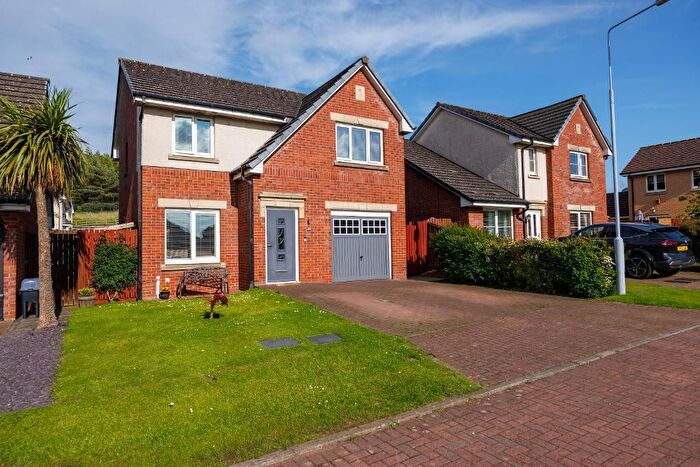 4 Bedroom Detached House For Sale In Fieldfare View, Duloch Estate, Dunfermline, KY11