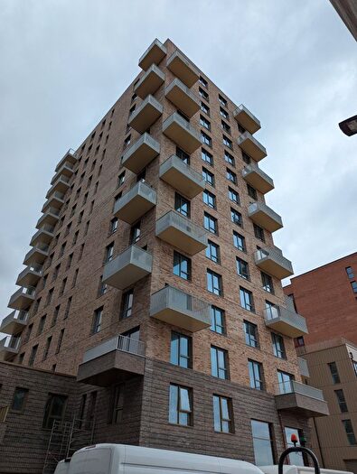 1 Bedroom Flat To Rent In Eastman Road, Harrow, HA1