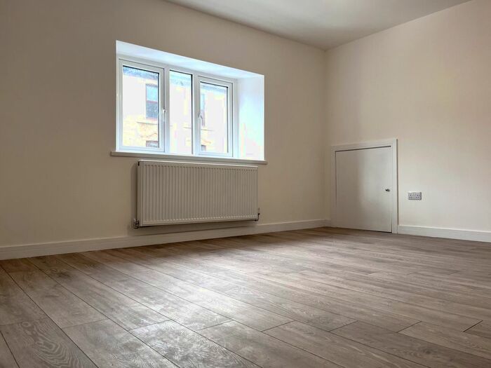1 Bedroom Flat To Rent In Woodfield Street, Morriston, Swansea, SA6