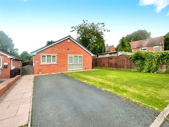 3 Bedroom Bungalow To Rent In Collingwood Road, Wolverhampton, West Midlands, WV10